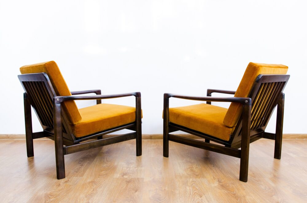 Pair of armchairs B-7522 by Zenon Bączyk, Poland, 1960's