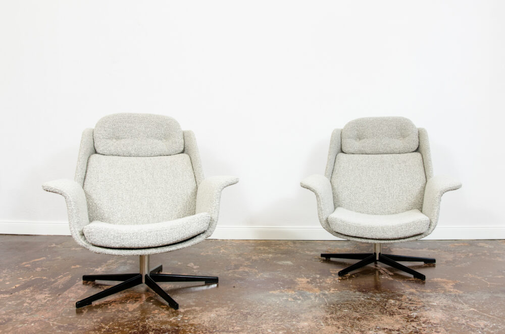 Pair of B7041 swivel chairs, Radomsko, Poland, 1970's