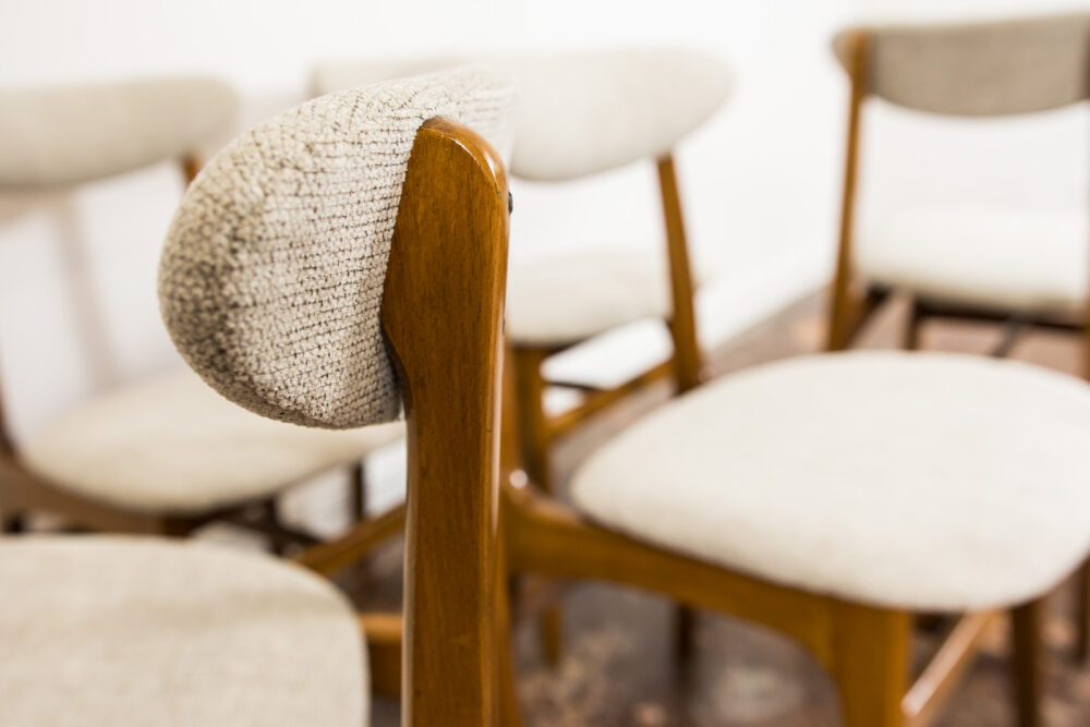 Set of 6 dining chairs, Type 200-190 by R. T. Hałas, Poland, 1960’S