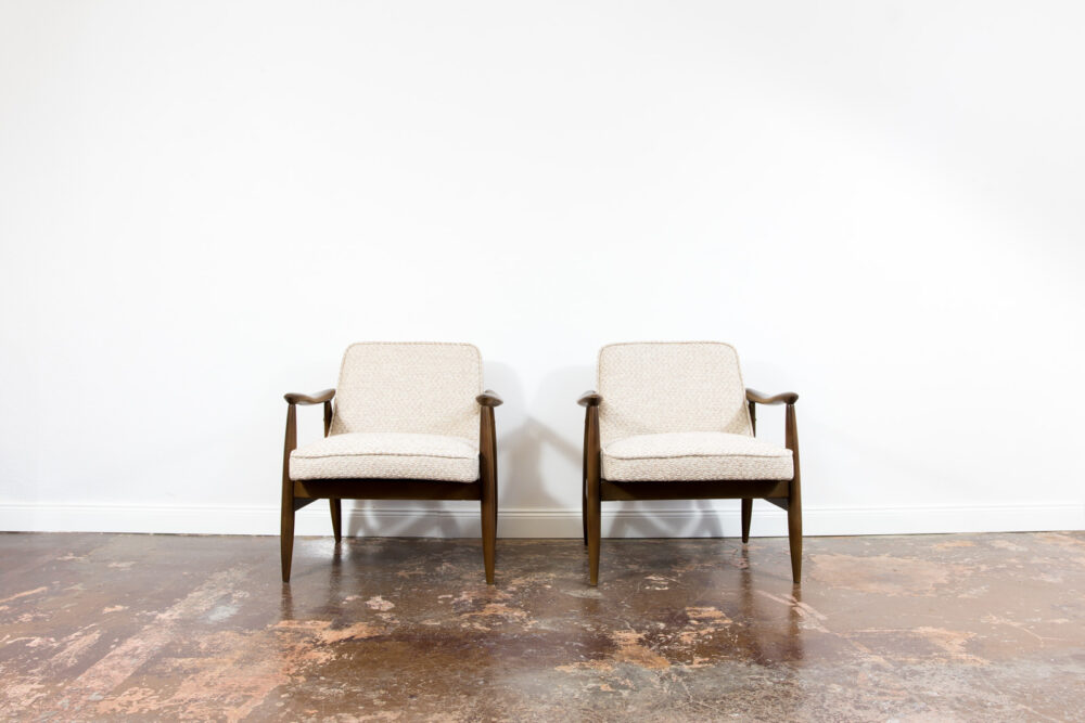 Pair of GFM-87 armchairs by Juliusz Kędziorek, GFM, Poland, 1960’s