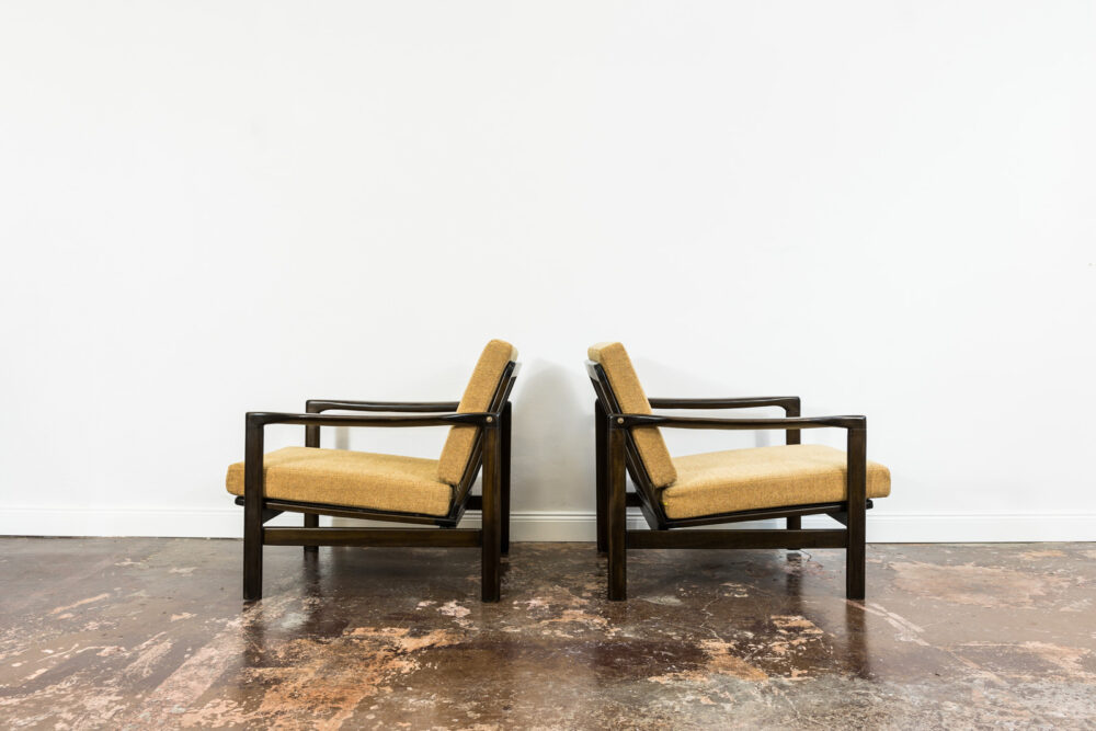 Pair of armchairs, B-7522 by Zenon Bączyk, Poland, 1960's