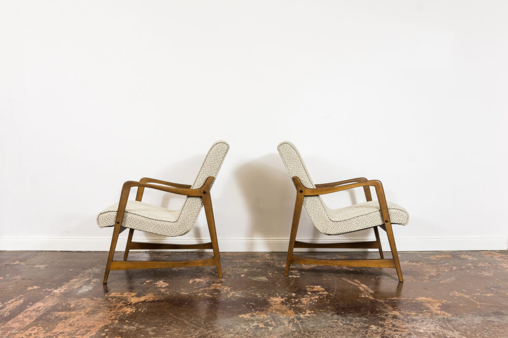 Pair Of armchairs, Type 364 by Barbara Fenrych Węcławska, Poland, 1960’s