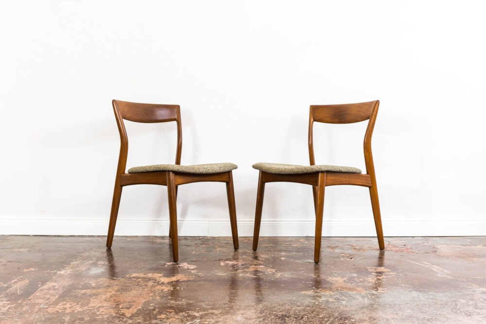 Set of 6 dining chairs by R. Borregaard, Viborg Stolefabrik, Denmark, 1960's