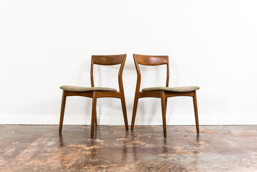 Set of 6 dining chairs by R. Borregaard, Viborg Stolefabrik, Denmark, 1960's