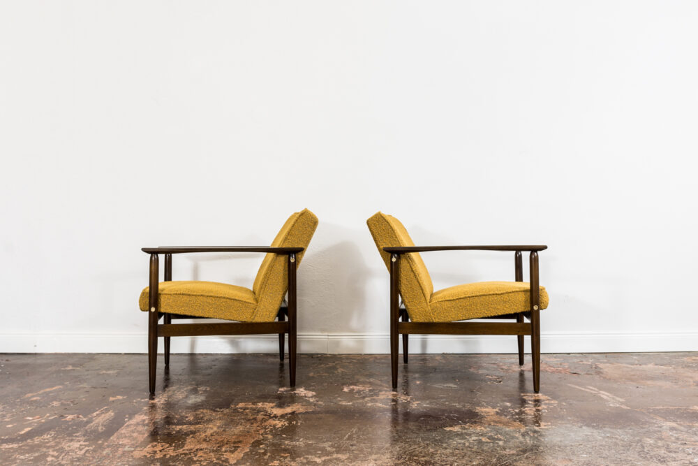 Pair of armchairs, BW-20 by Głuchołaskie Fabryki Mebli, Poland, 1970's