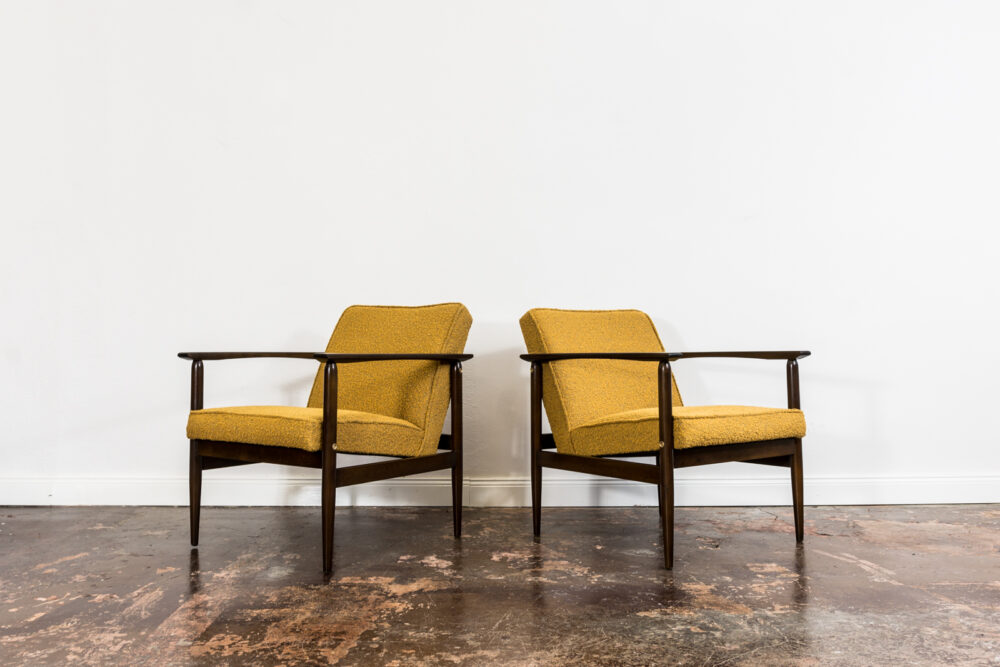 Pair of armchairs, BW-20 by Głuchołaskie Fabryki Mebli, Poland, 1970's