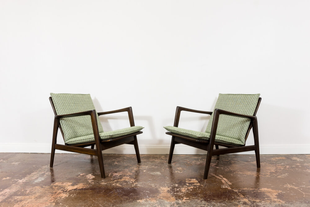 Pair of armchairs, Type 300-139, Swarzędzkie Fabryki Mebli, Poland, 1960's