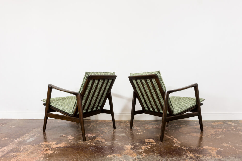 Pair of armchairs, Type 300-139, Swarzędzkie Fabryki Mebli, Poland, 1960's