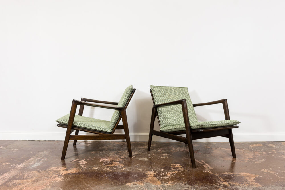 Pair of armchairs, Type 300-139, Swarzędzkie Fabryki Mebli, Poland, 1960's