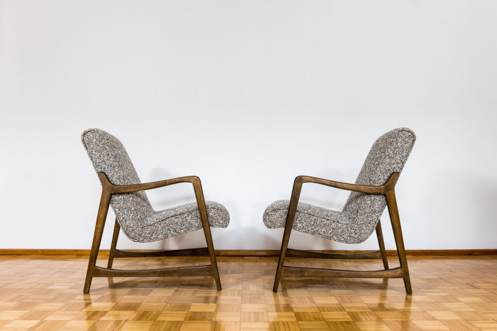 Pair of armchairs, Type 364 by Barbara Fenrych Węcławska, Poland, 1960’s