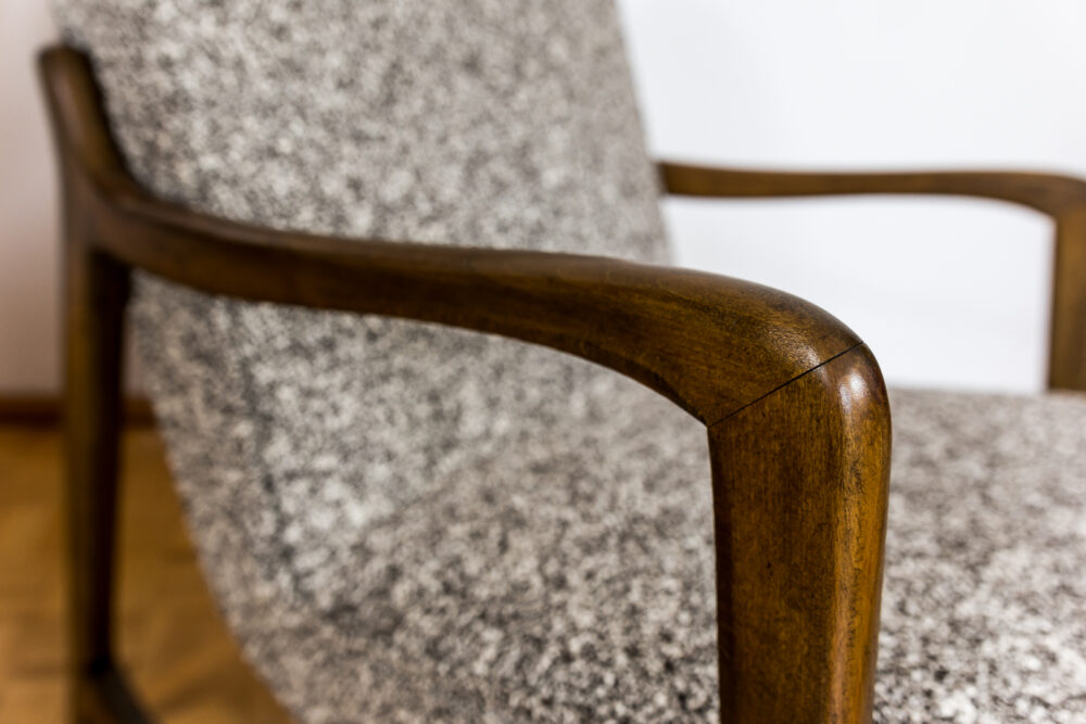 Pair of armchairs, Type 364 by Barbara Fenrych Węcławska, Poland, 1960’s