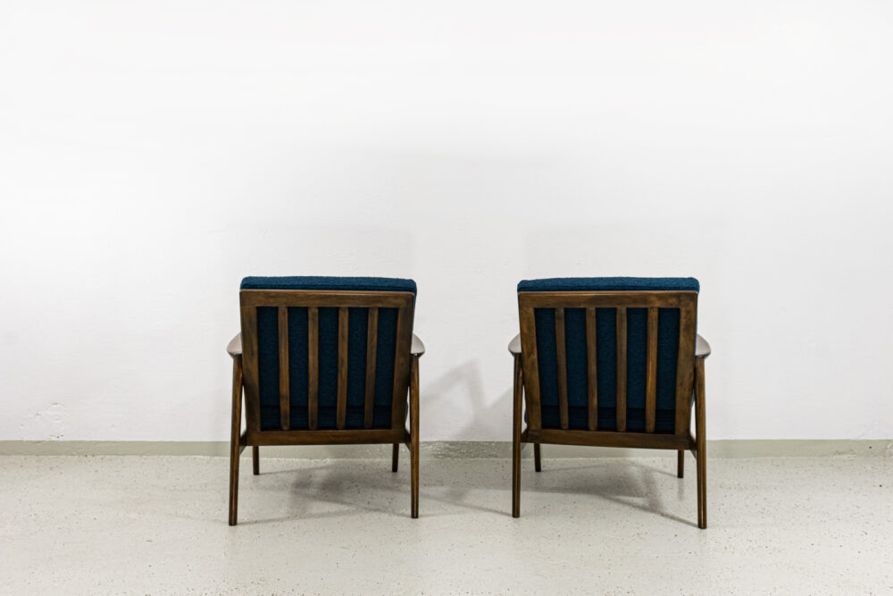 Pair of armchairs, Type 300-139, Swarzędzkie Fabryki Mebli, Poland, 1960's