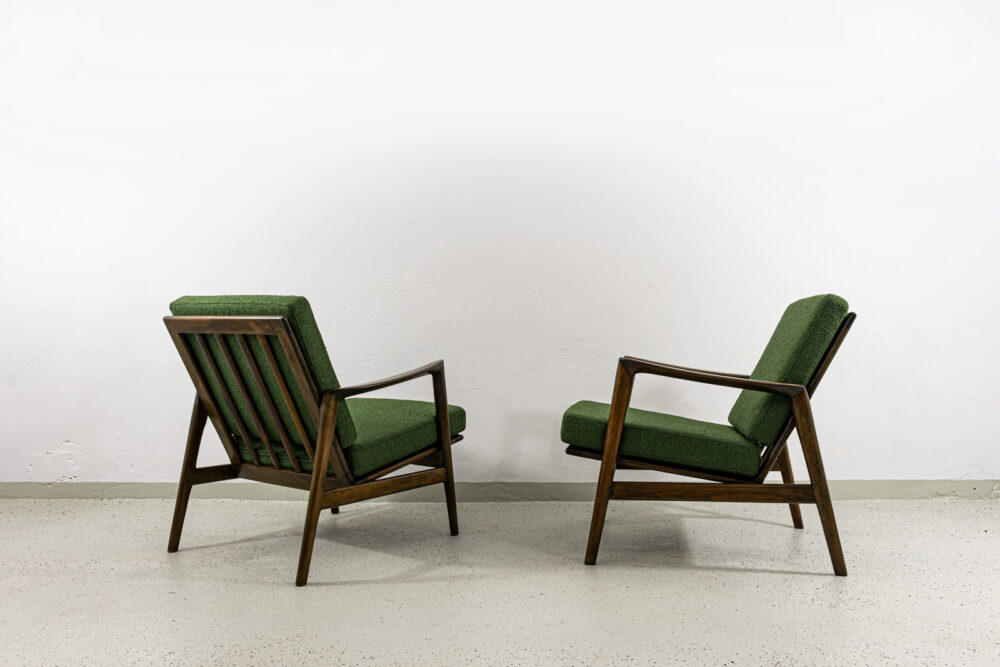 Pair of armchairs, Type 300-139, Swarzędzkie Fabryki Mebli, Poland, 1960's