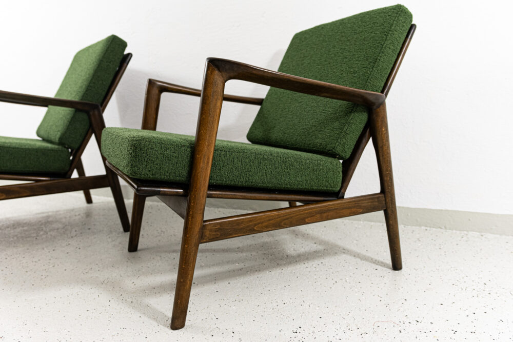 Pair of armchairs, Type 300-139, Swarzędzkie Fabryki Mebli, Poland, 1960's