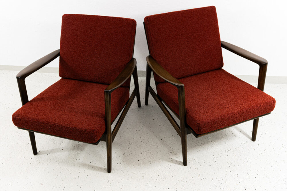 Pair of armchairs, Type 300-139, Swarzędzkie Fabryki Mebli, Poland, 1960's