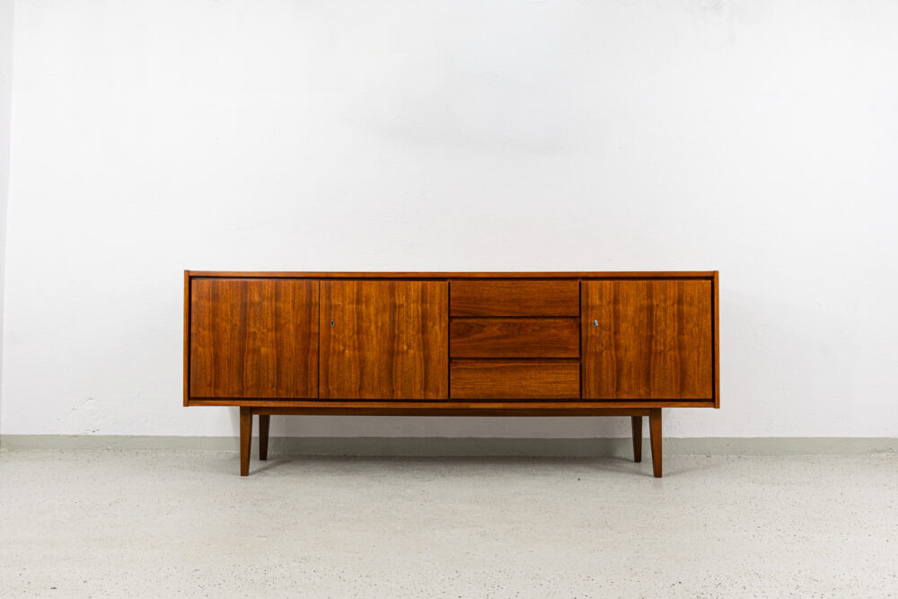 Sideboard Type 2009, Swarzędzkie Fabryki Mebli, 1974