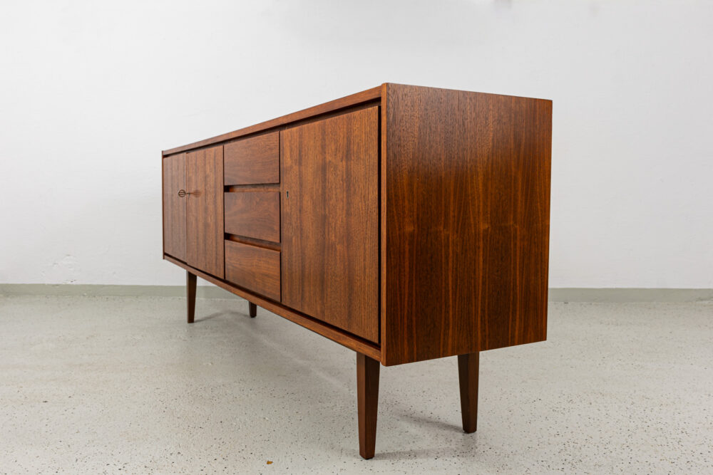 Sideboard Type 2009, Swarzędzkie Fabryki Mebli, 1974