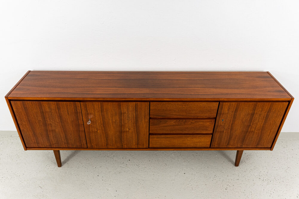 Sideboard Type 2009, Swarzędzkie Fabryki Mebli, 1974