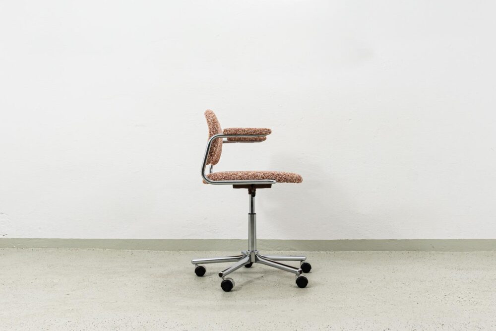 Swivel Chair From Kovona In Kvadrat, 1990s