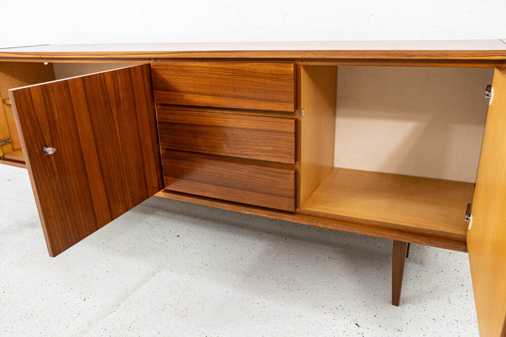 Sideboard Type 2009, Swarzędzkie Fabryki Mebli, 1970's