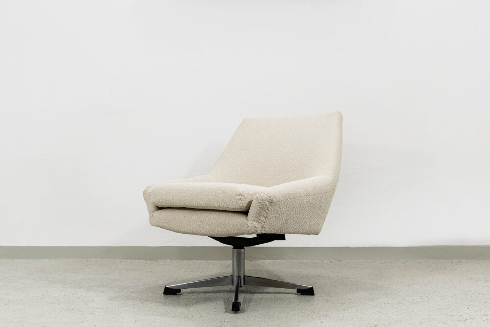 Vintage Swivel Lounge Chair, German, 1970s